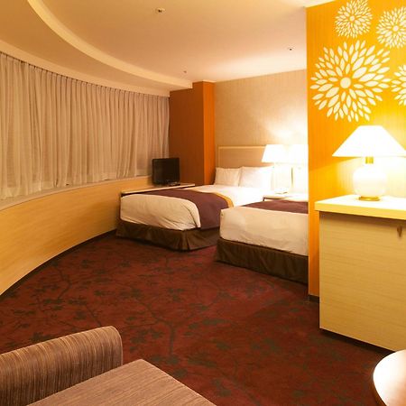 Chofu Creston Hotel Bagian luar foto