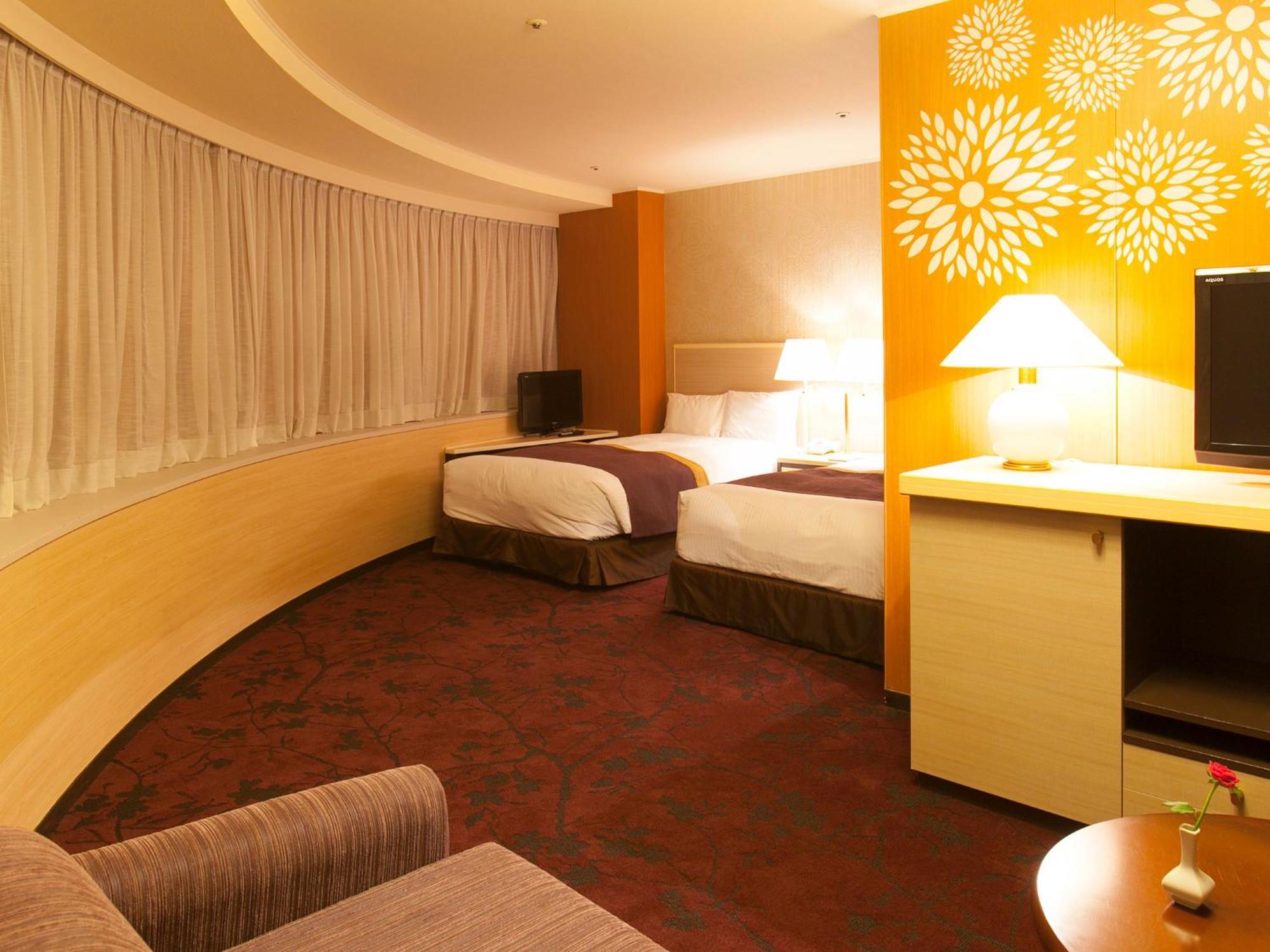 Chofu Creston Hotel Bagian luar foto