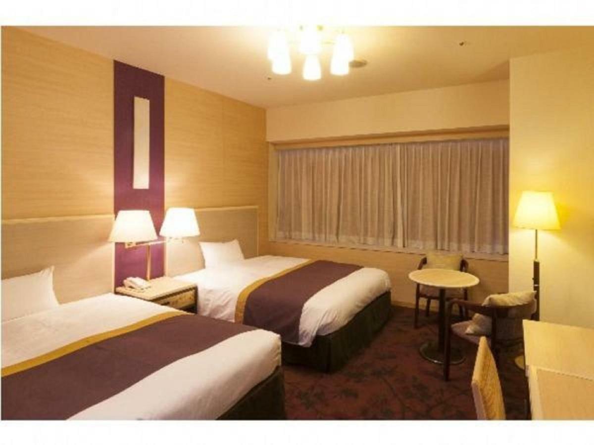Chofu Creston Hotel Bagian luar foto